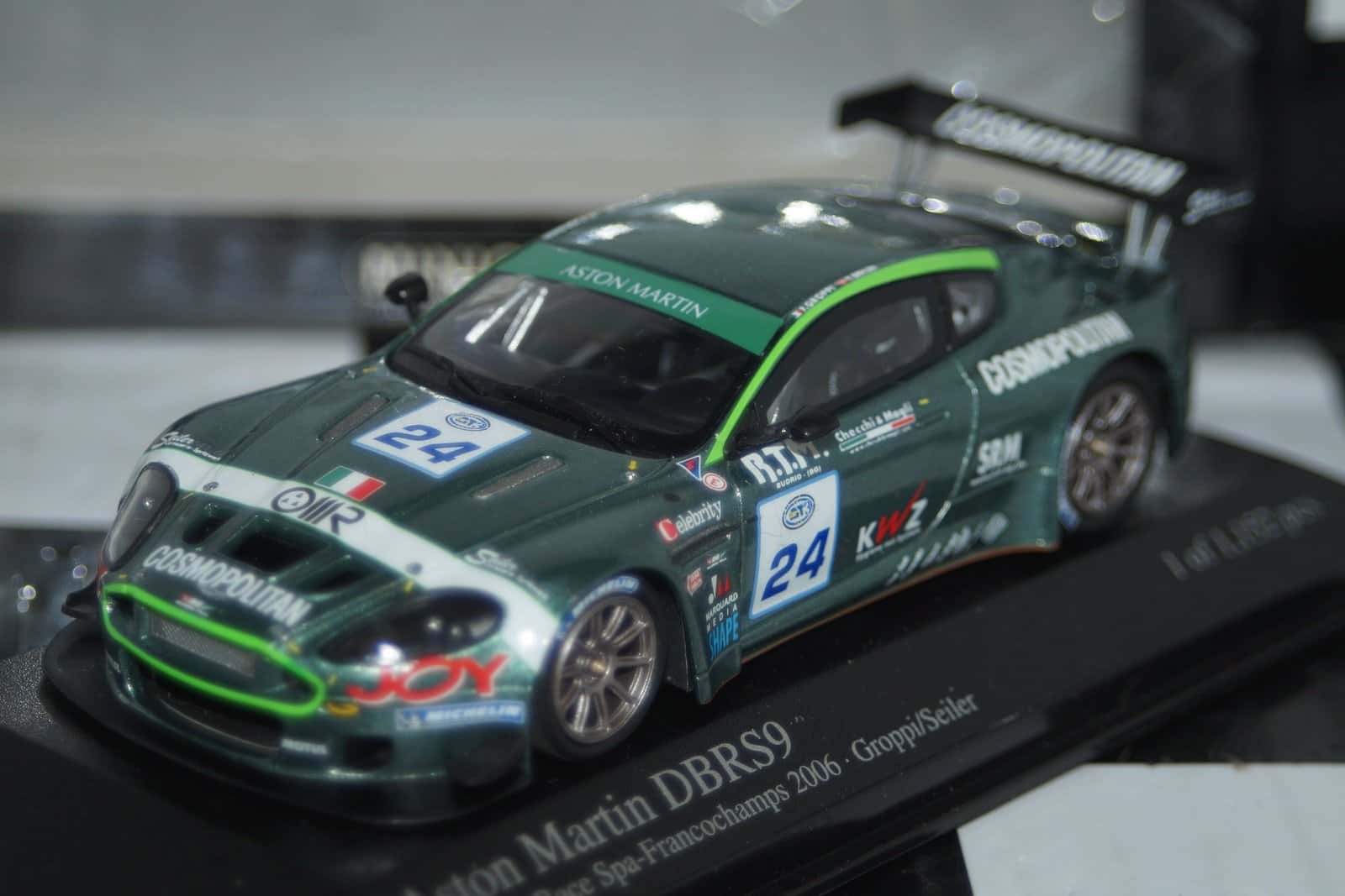 Minichamps aston martin dbrs9 gt3 spa 06 groppi 1:43 400061324