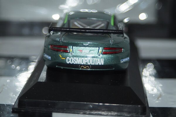 Minichamps aston martin dbrs9 gt3 spa 06 groppi 1:43 400061324