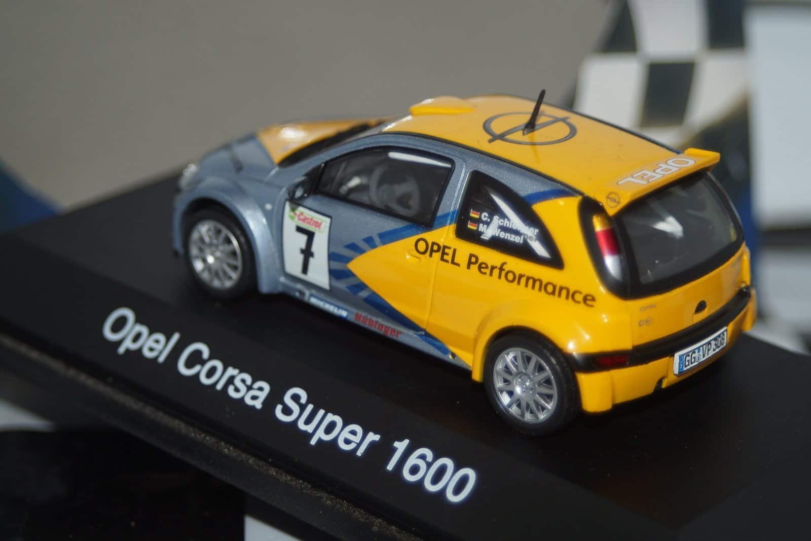 Schuco opel corsa super 1600 rallye c.schleimer 04830 1:43