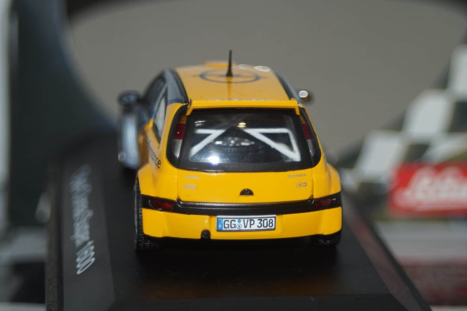 Schuco opel corsa super 1600 rallye c.schleimer 04830 1:43