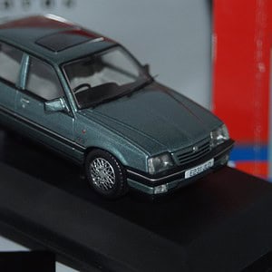 Vanguards dolomite sprint broadspeed va05303 1:43 scale