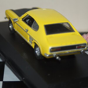 Detail cars ford capri 3000 gt 1969 in yellow 1:43 art301