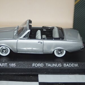 Detail cars ford capri 3000 gt 1969 in yellow 1:43 art301