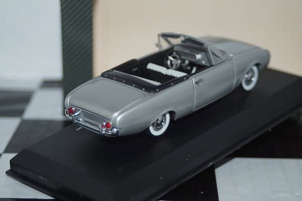 Detail cars ford capri 3000 gt 1969 in yellow 1:43 art301