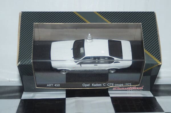 Detail cars ford taunus badew 1960 in silver 1:43 art185