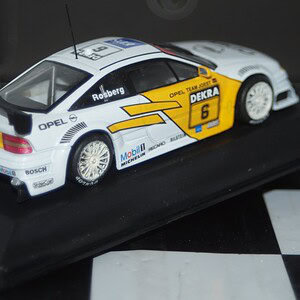 Minichamps opel calibra dtm 1994 joest racing k.rosberg 1:43 430 994106