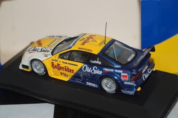 Minichamps opel calibra dtm presentation1995 k.ludwig 1:43 430 954191