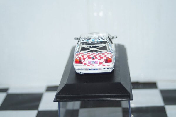Minichamps bmw 318i adac tw-cup 1994 - a.burgstaller 1:43 430 942003