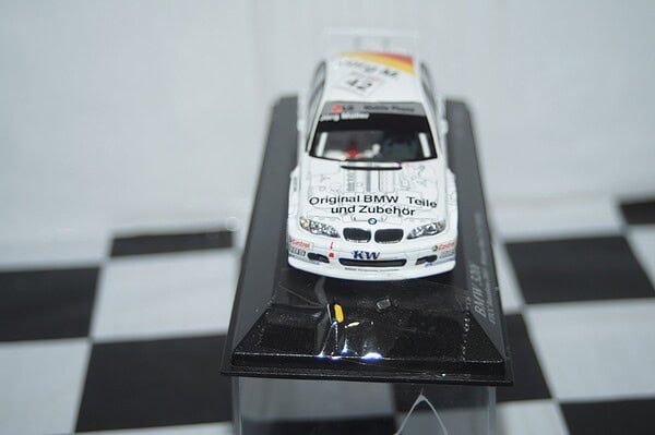 Minichamps bmw 320i etcc double winner j.muller 2003 1:43 400 032442