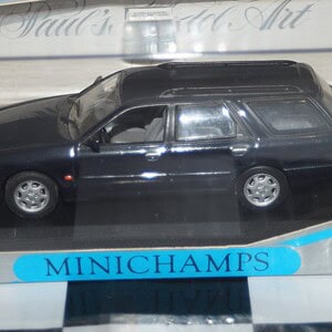 Minichamps ford scorpio estate 1995 blue / grey 430 084011 1:43