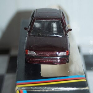 Schabak ford orion in dark red 1:43 ref 1093