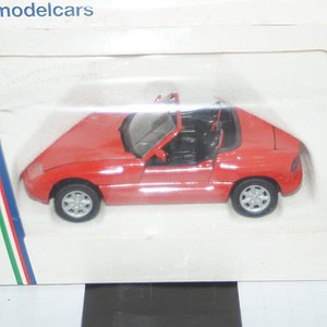 Schabak bmw z1 in red 1:43 ref 1160