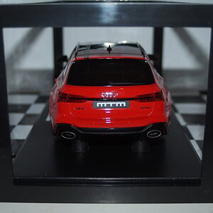 Gt spirit audi rs6 mtm estate in red 1:18 resin gt432
