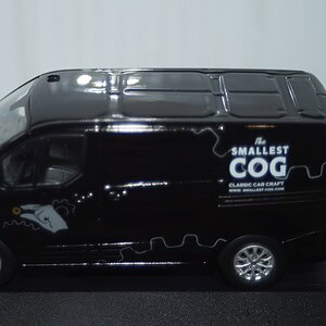 Vanguards ford transit in black "the smallest cog" 1/43 ref  va15105