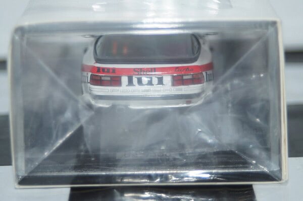 Spark porsche 944 cup 1986 1:43 ref sg627
