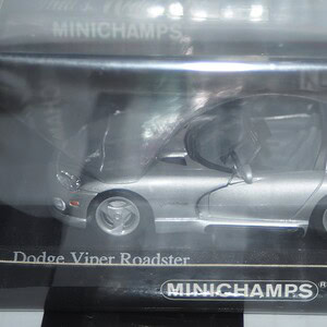 Minichamps dodge viper cabrio silver 1/43rd scale 400144034