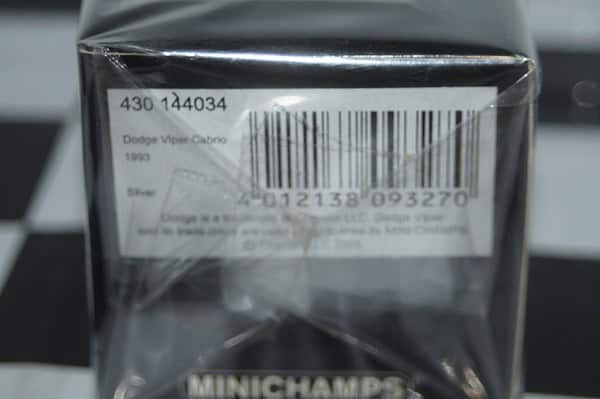 Minichamps dodge viper cabrio silver 1/43rd scale 400144034