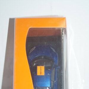Maxichamps mclaren 12c 2011 blue minichamps in 1:43 scale 133021