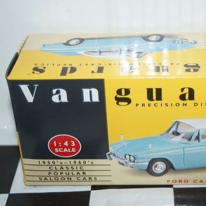 Vanguards ford classic 109e lime green / white ref va35000