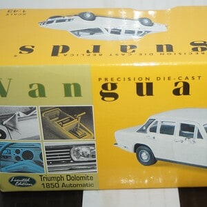 Vanguards triumph dolomite 1850 automatic white va05305 1:43 scale