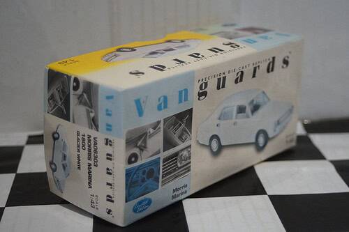 Vanguards va06303 morris marina 1800 glacier white 1:43 scale