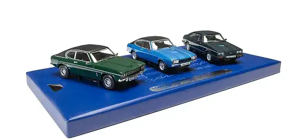Corgi vanguards ford capri x 3 heritage collection set 1/43 ref vc01303