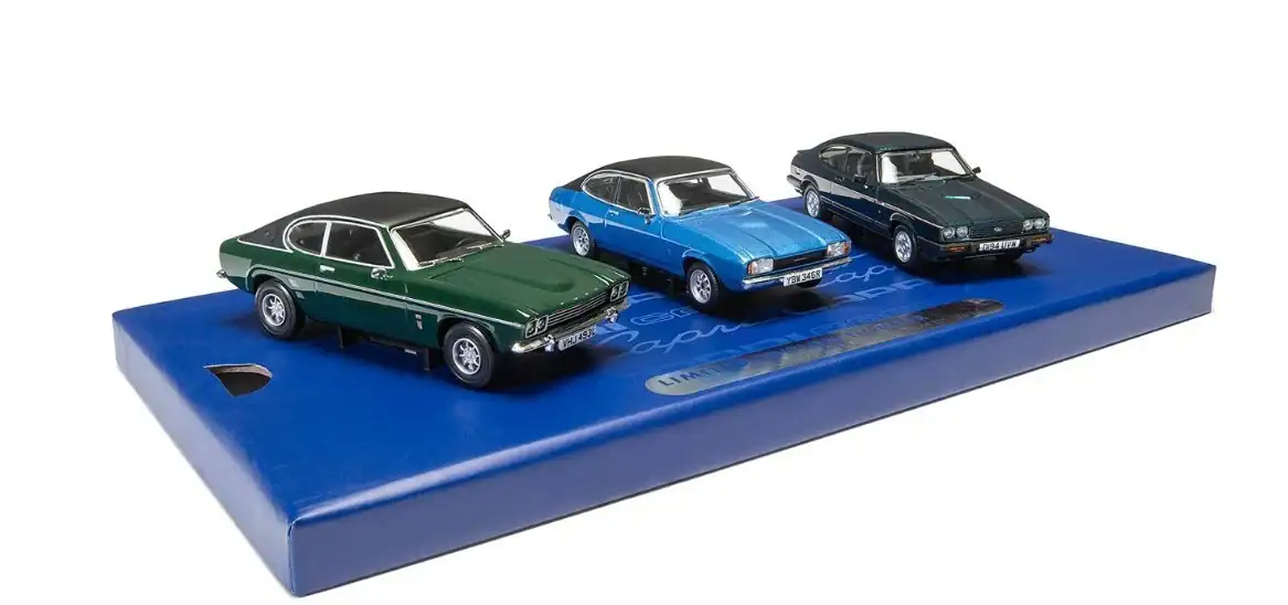 Corgi vanguards ford capri x 3 heritage collection set 1/43 ref vc01303