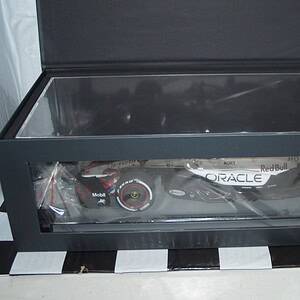 Spark oracle red bull racing rb21 winner gp2025 japanese 18s1004 1:18
