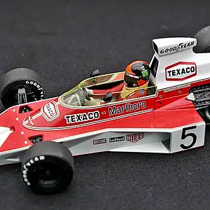Minichamps mclaren ford m23 e.fittipaldi 1974 #5 530 741805 1:18