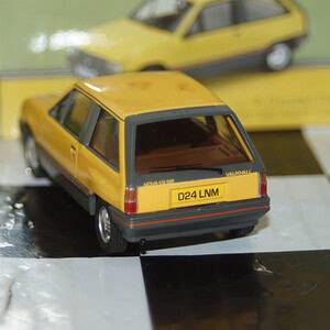 Vanguards vauxhall nova sr va11404 1:43 scale