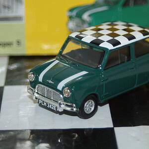 Vanguards mini cooper s in green / checker va02511 1:43