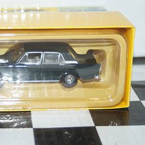 Vanguards corgi ford zepher 6 mk3 green va46001 1:43