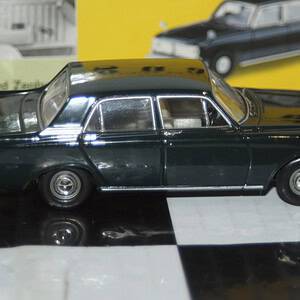 Vanguards corgi ford zepher 6 mk3 green va46001 1:43