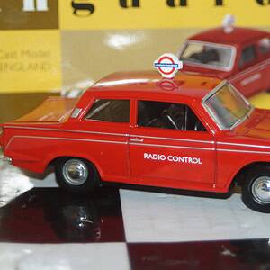 Vanguards corgi ford cortina mki london transport va07308 1:43