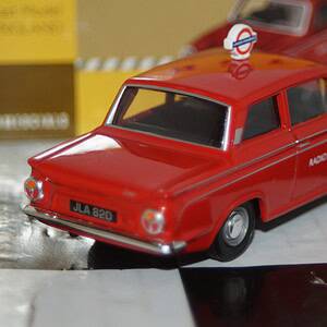 Vanguards corgi ford cortina mki london transport va07308 1:43