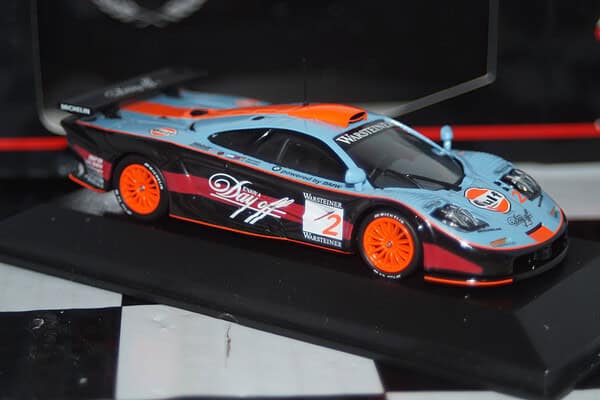 Minichamps mclaren f1 gtr #2 fia gt 1997 1:43 diecast 530 174302 ltd