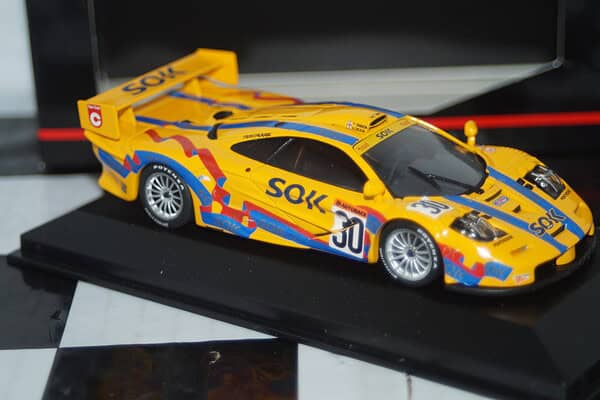 Minichamps mclaren f1 gtr jgtc 2000 1:43 diecast 533 204330 ltd