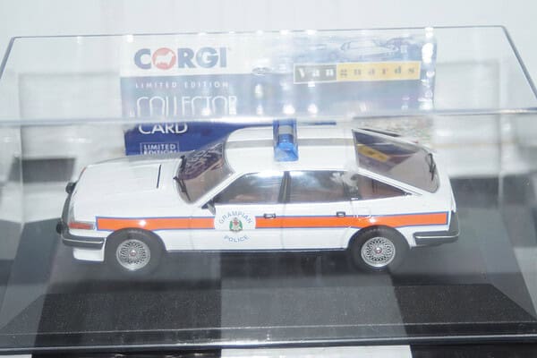 Corgi vanguards rover sd1 vitesse grampian police va09013 1:43