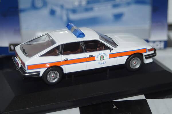 Corgi vanguards rover sd1 vitesse grampian police va09013 1:43