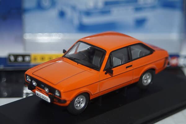 Vanguards corgi ford escort mk2 1600 sport orange 1/43 ref va12617