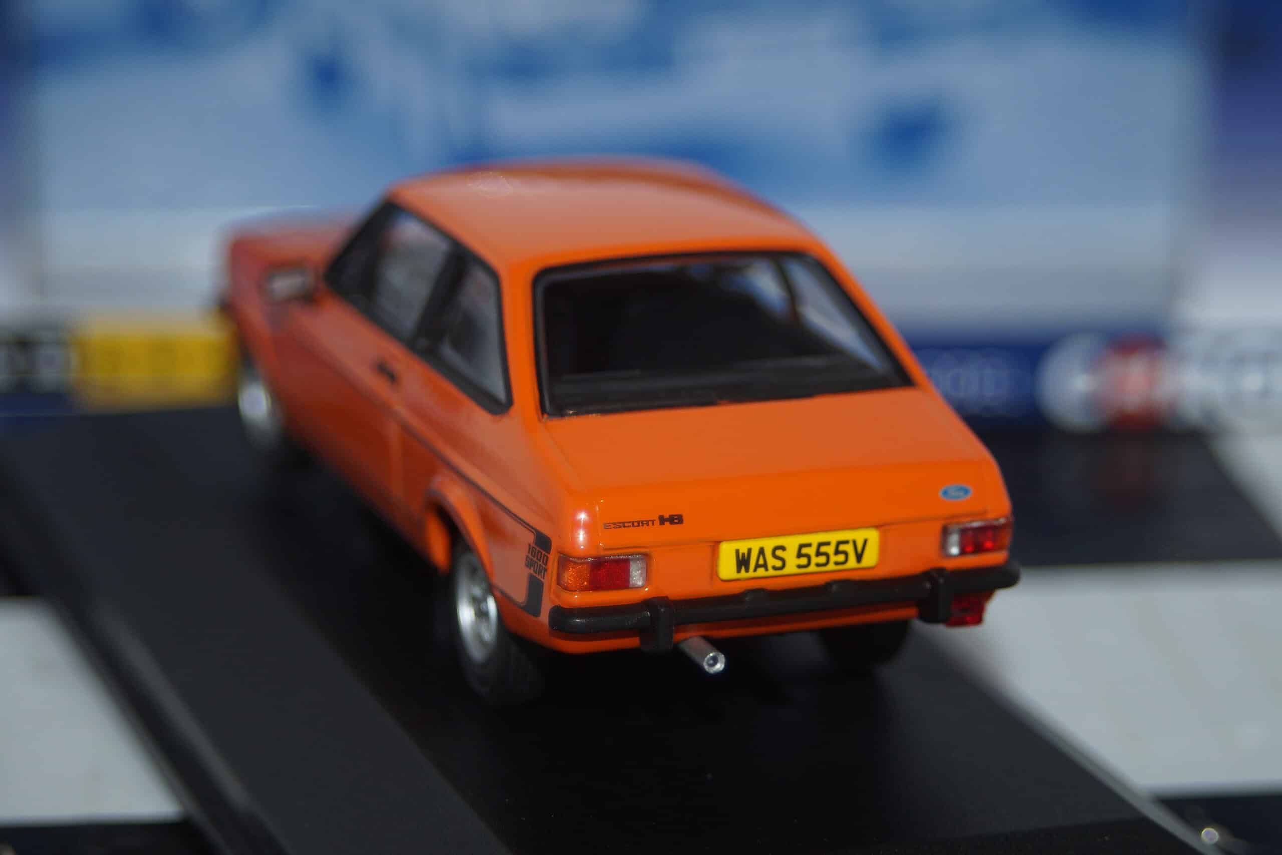 Vanguards corgi ford escort mk2 1600 sport orange 1/43 ref va12617