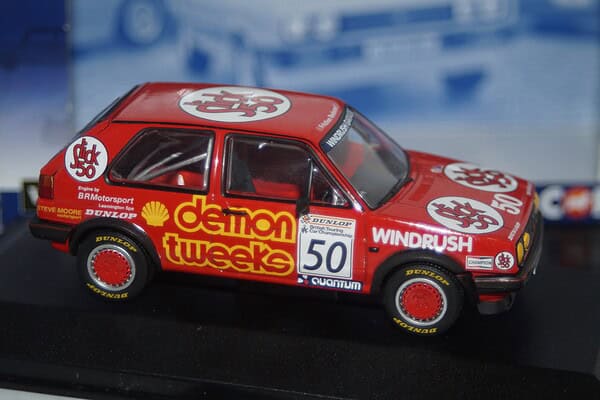 Vanguards volkswagen golf mk2 gti btcc va13603 1:43 scale
