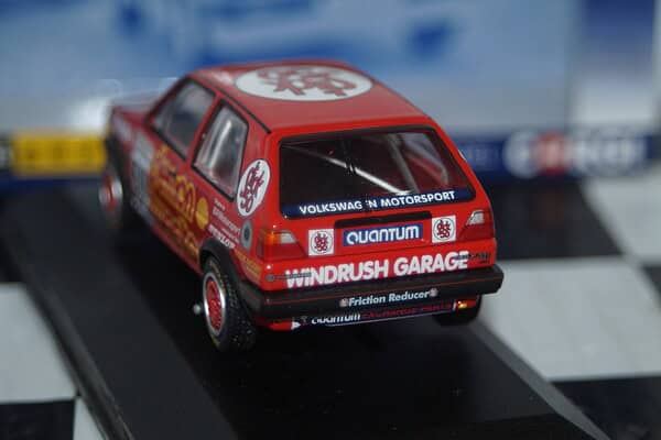 Vanguards volkswagen golf mk2 gti btcc va13603 1:43 scale