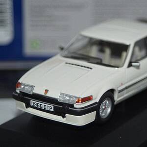 Corgi vanguards rover sd1 vitesse white va09014 1:43