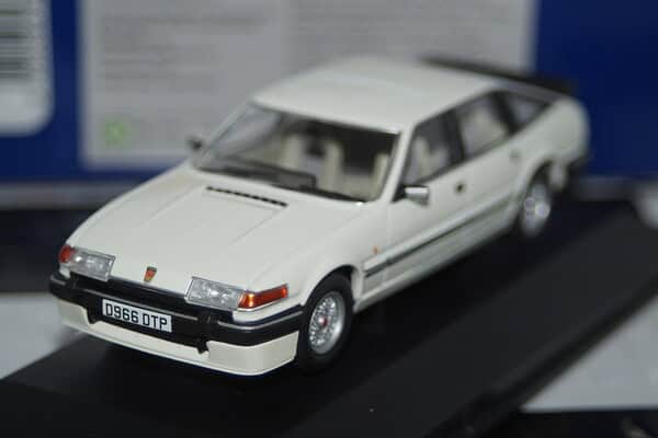 Corgi vanguards rover sd1 vitesse white va09014 1:43