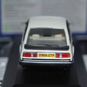 Corgi vanguards rover sd1 vitesse white va09014 1:43