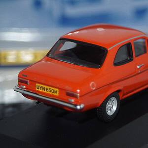 Corgi vanguards ford escort mk1 mexico red ref  va09523 1:43