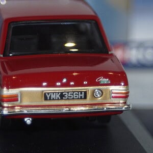 Vanguards ford cortina mk2 twin cam (lotus) va04117 1:43