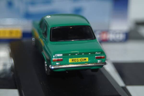 Corgi vanguards ford escort mk1 rs2000 modena green ref va09522 1:43