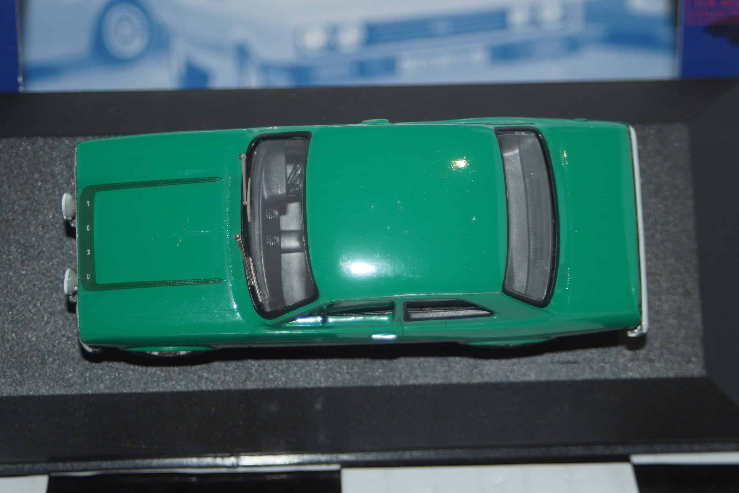 Corgi vanguards ford escort mk1 rs2000 modena green ref va09522 1:43